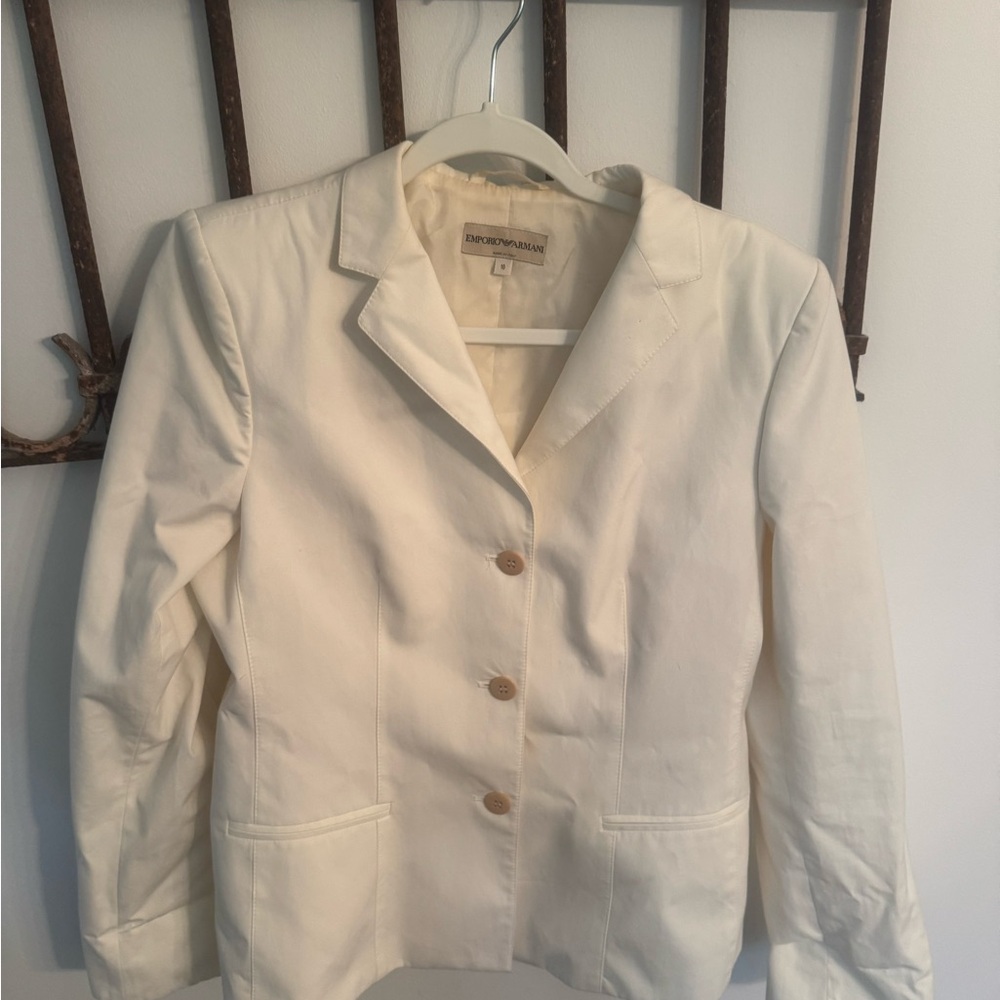 Emporio Armani Women's Cream cotton suit
